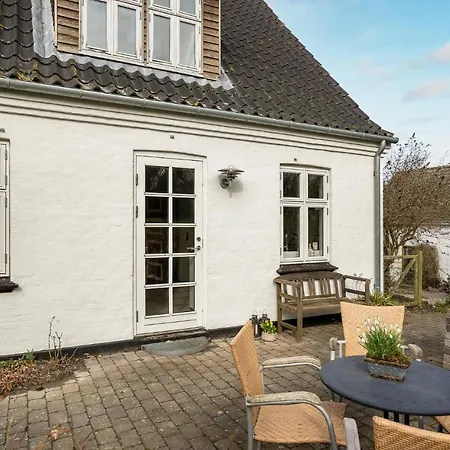 2 Bedroom Gorgeous In Samso